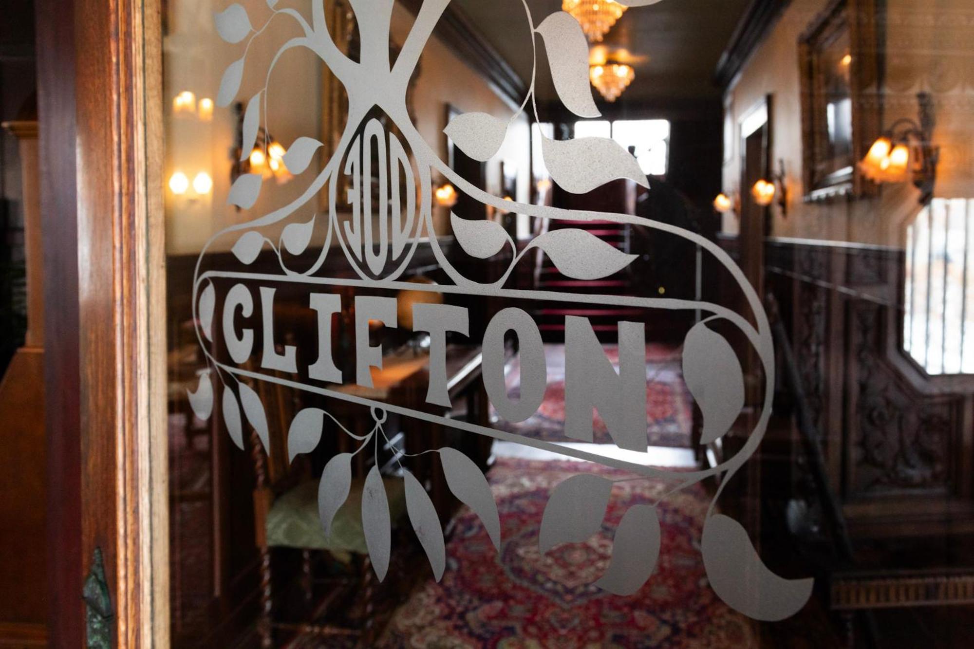300 Clifton Bed and Breakfast Minneapolis Eksteriør billede