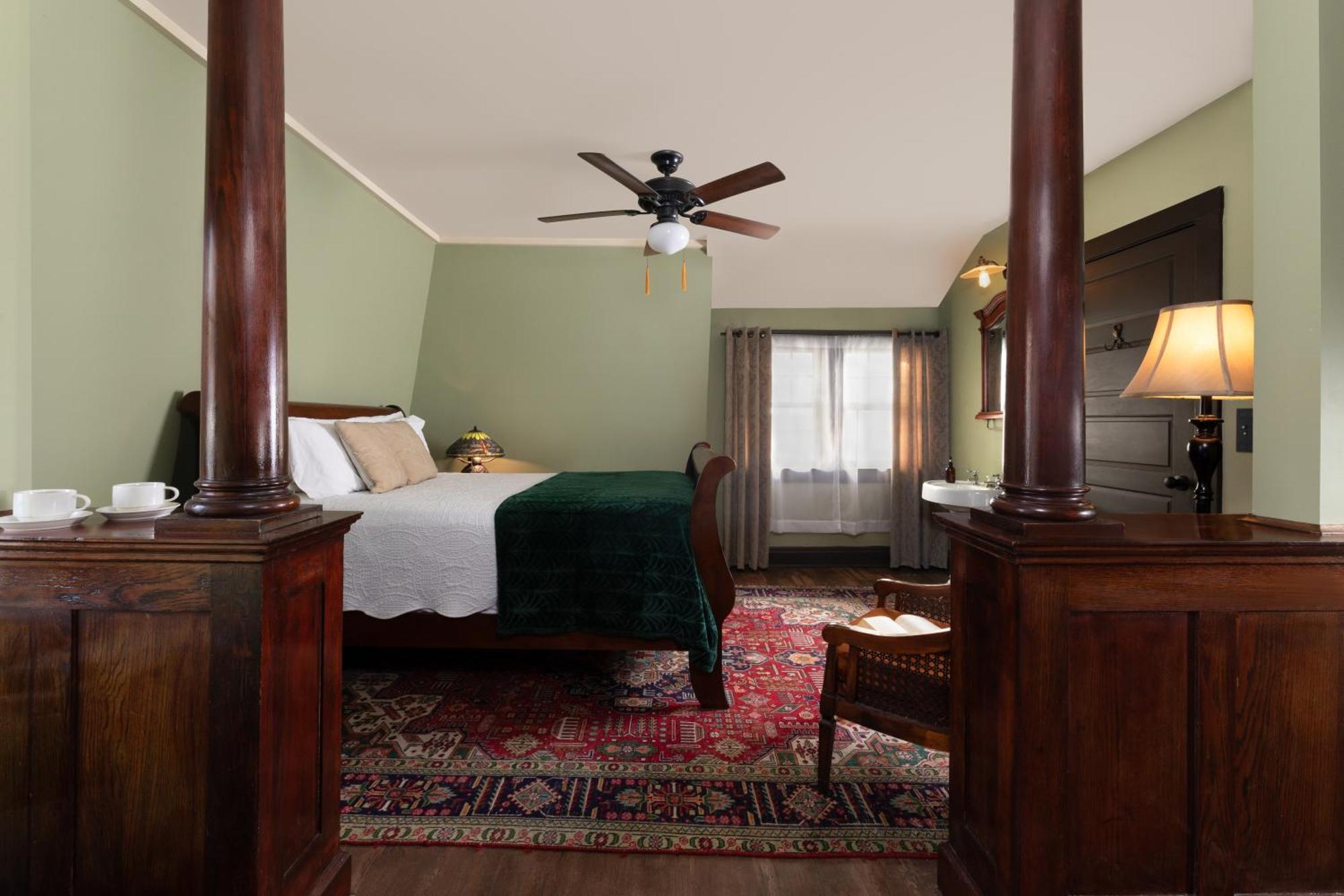 300 Clifton Bed and Breakfast Minneapolis Eksteriør billede