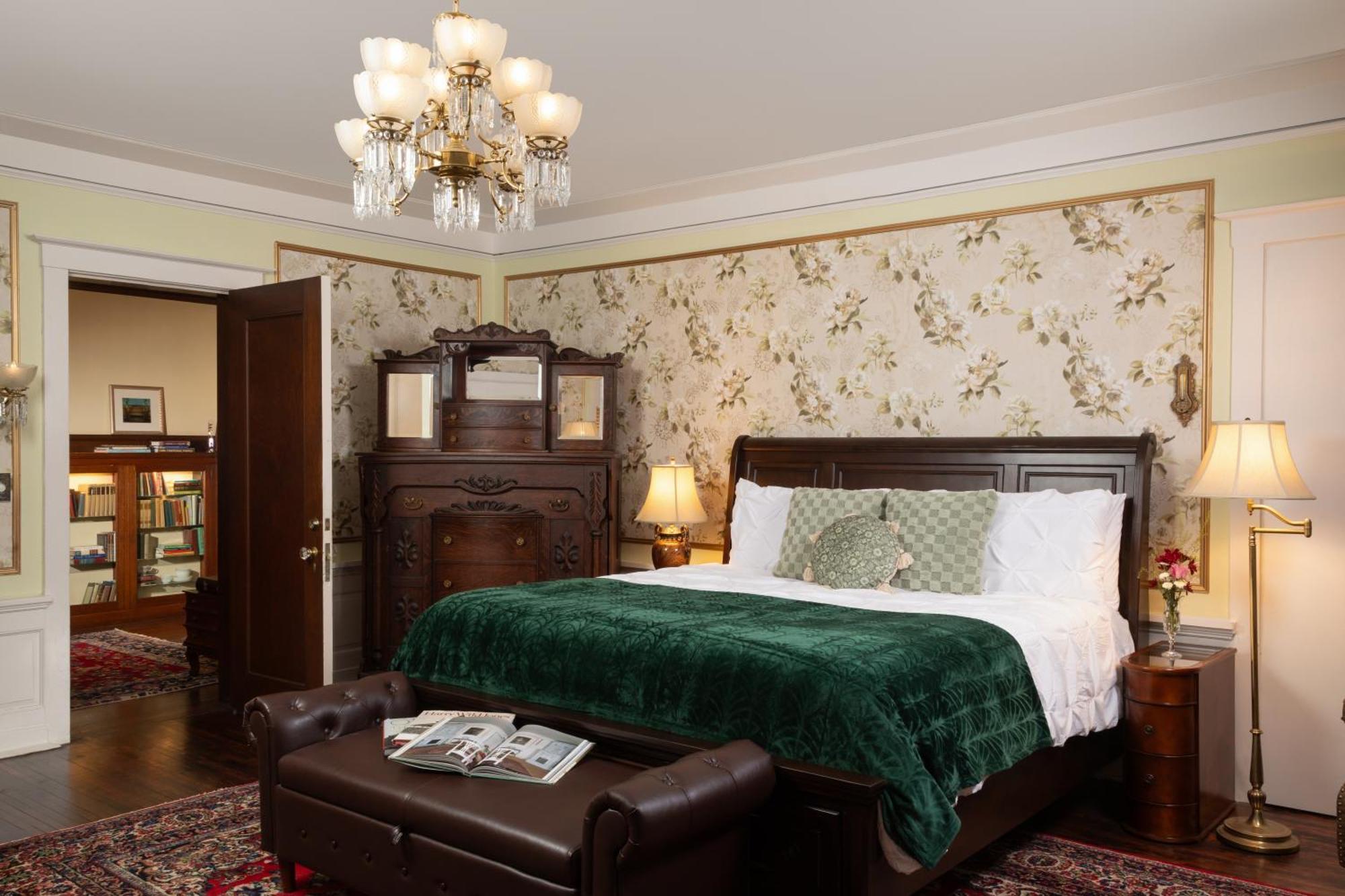 300 Clifton Bed and Breakfast Minneapolis Eksteriør billede