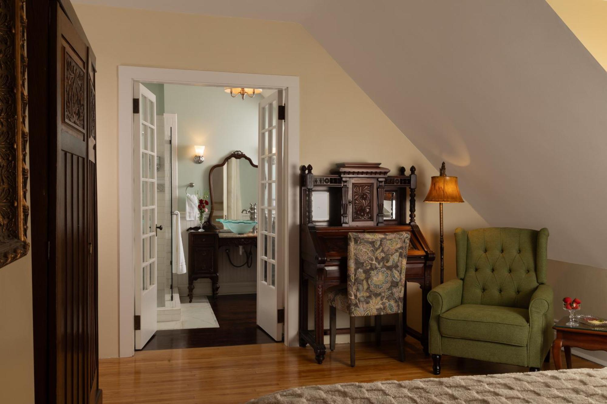 300 Clifton Bed and Breakfast Minneapolis Eksteriør billede